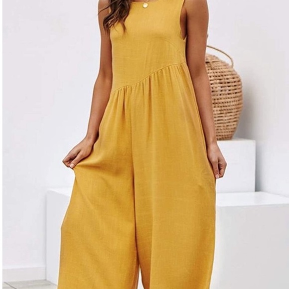 NWT Chic Nation Open Back Jumpsuit sz M - Picture 2 of 3